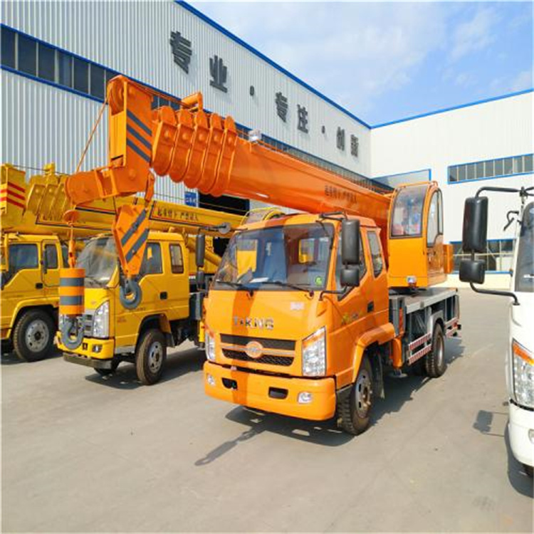 珠山吊门窗的小型吊车怎么收费