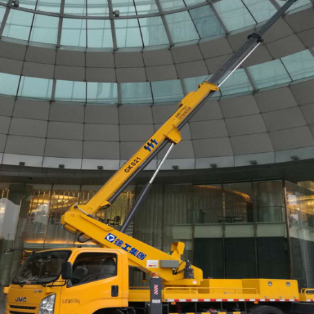 珠山附近高空作业车租赁｜安全设备租赁｜高空安装|工程定制化方案｜亿立达设备租赁